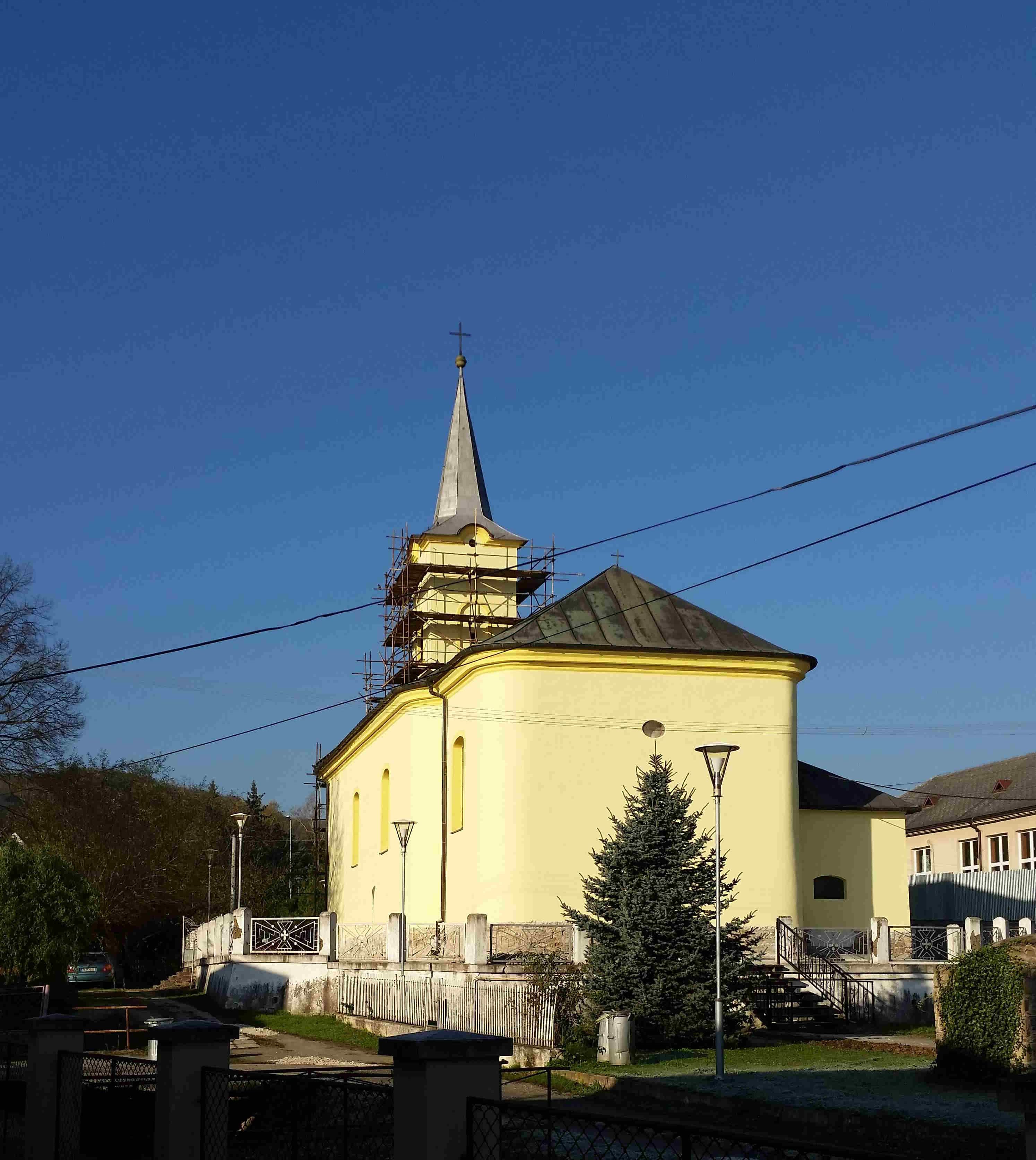 KENDICE – Kostol sv. Michala archanjela; Fasáda